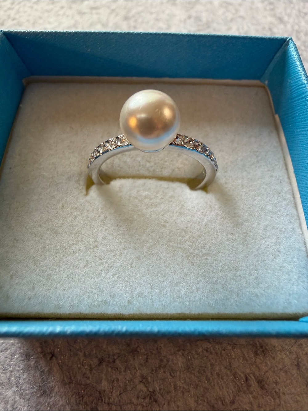 TOUCHSTONE CRYSTAL by Swarovski, Luster Pearl and Crystal Accent Ring, Excellent